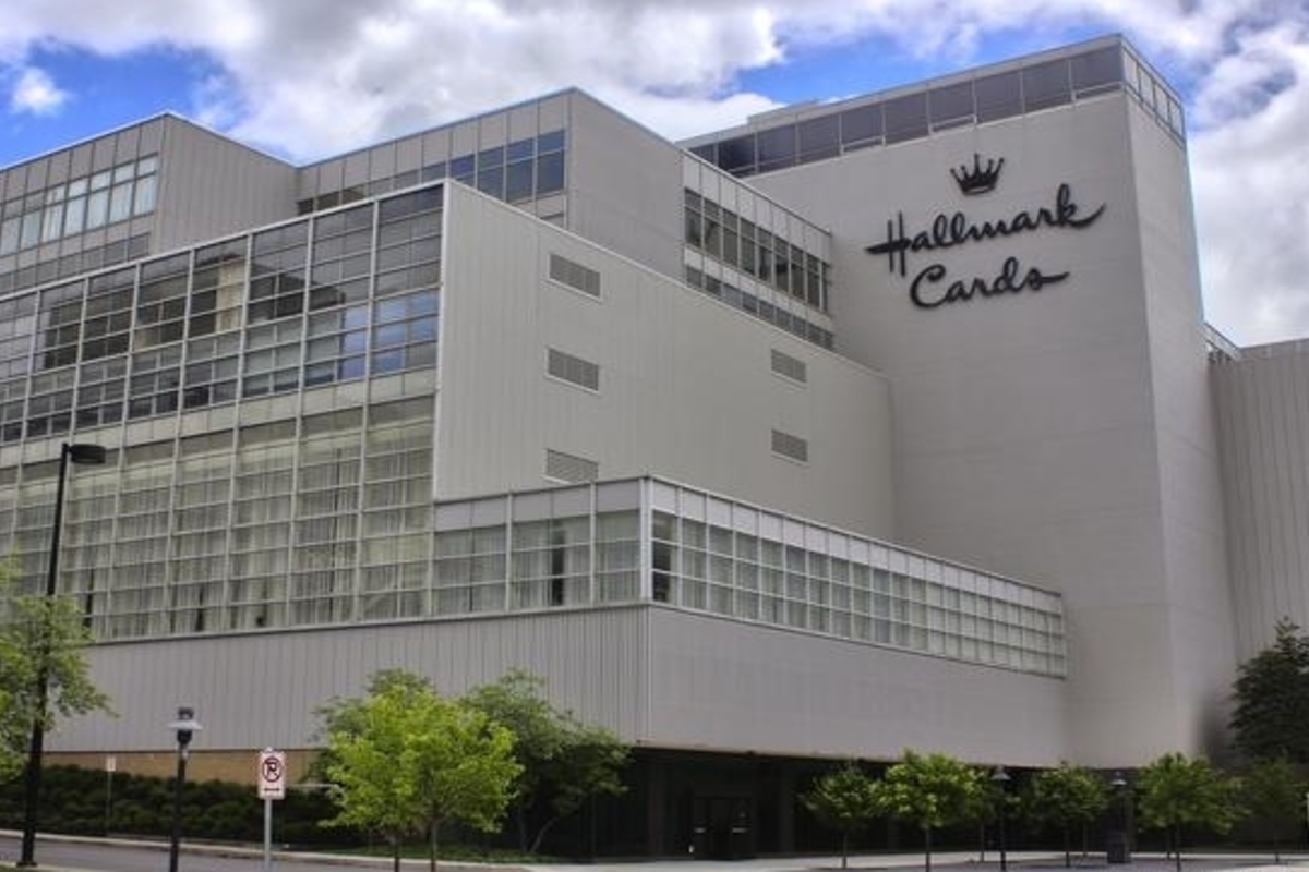 Hallmark cards crown center in kansas city